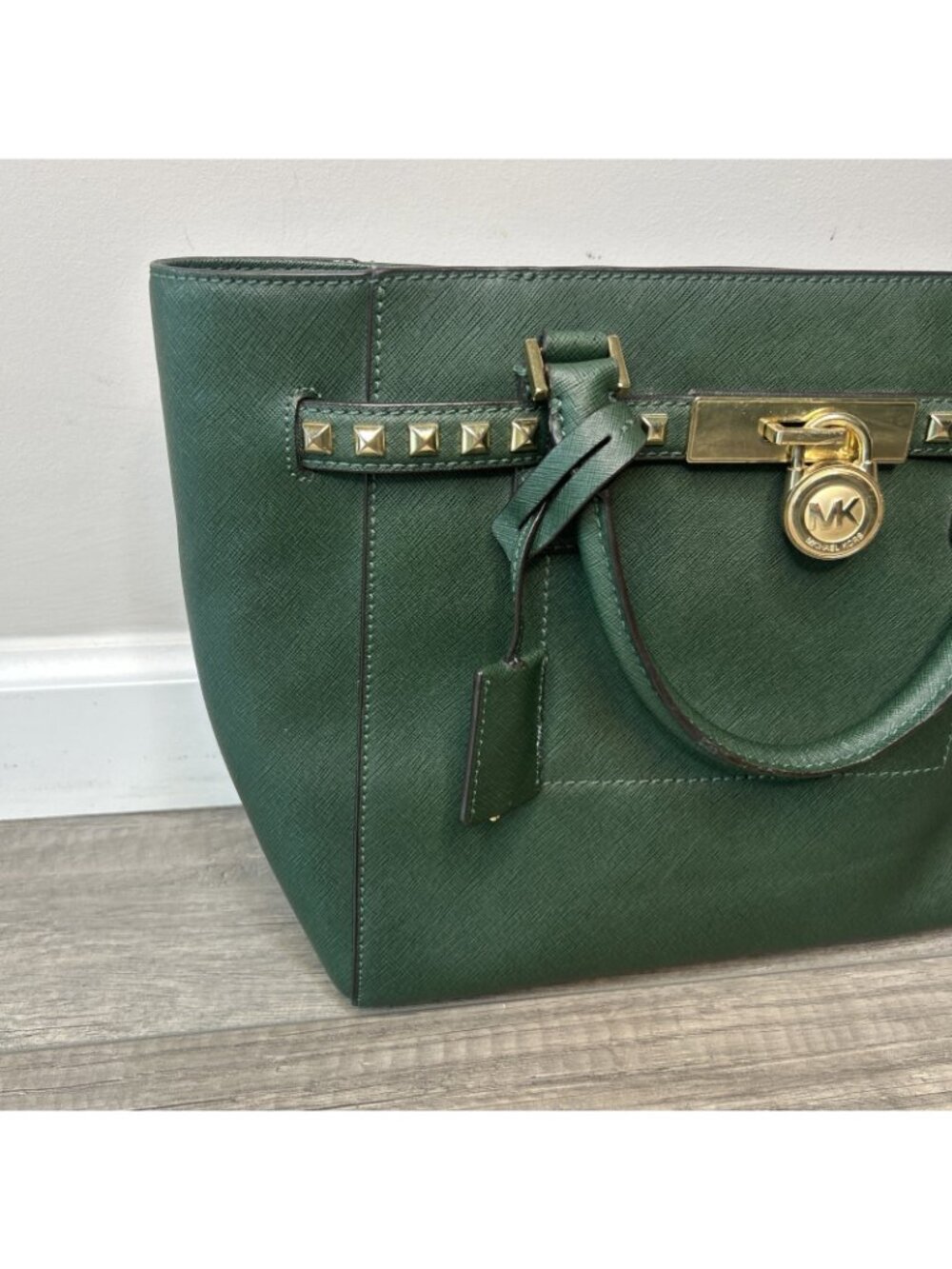 Michael Kors Green Hamilton Gold Studded Saffiano Leather Tote Purse Bag Preppy - Picture 3 of 16